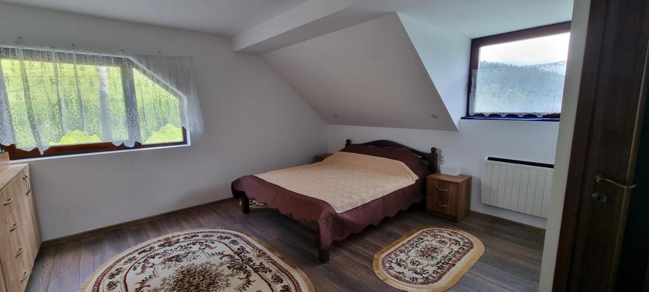 Karacsony Guest House Lunca de Sus 外观 照片