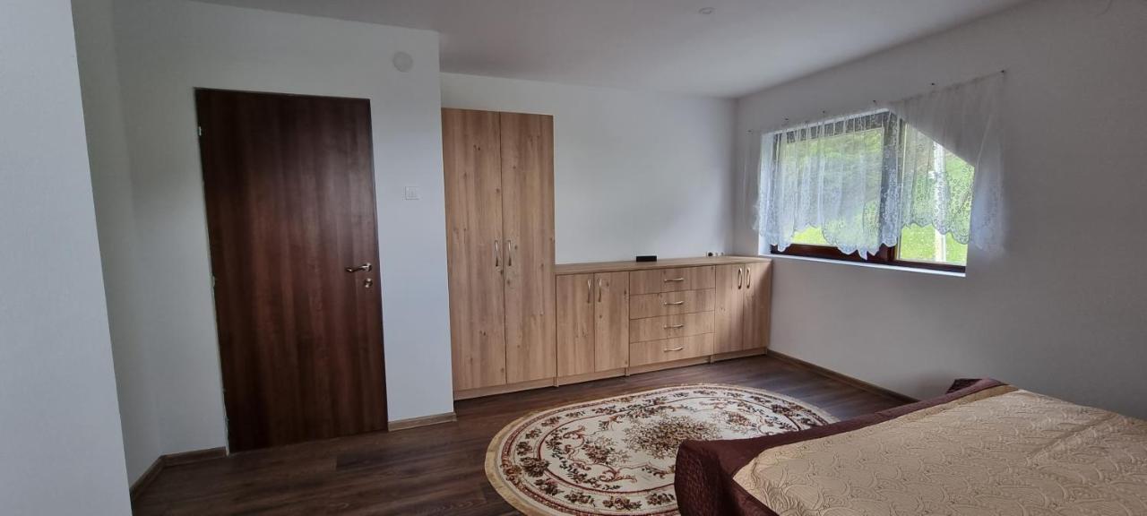Karacsony Guest House Lunca de Sus 外观 照片
